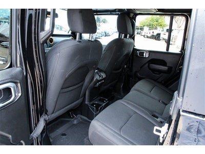 2022 Jeep Gladiator Willys