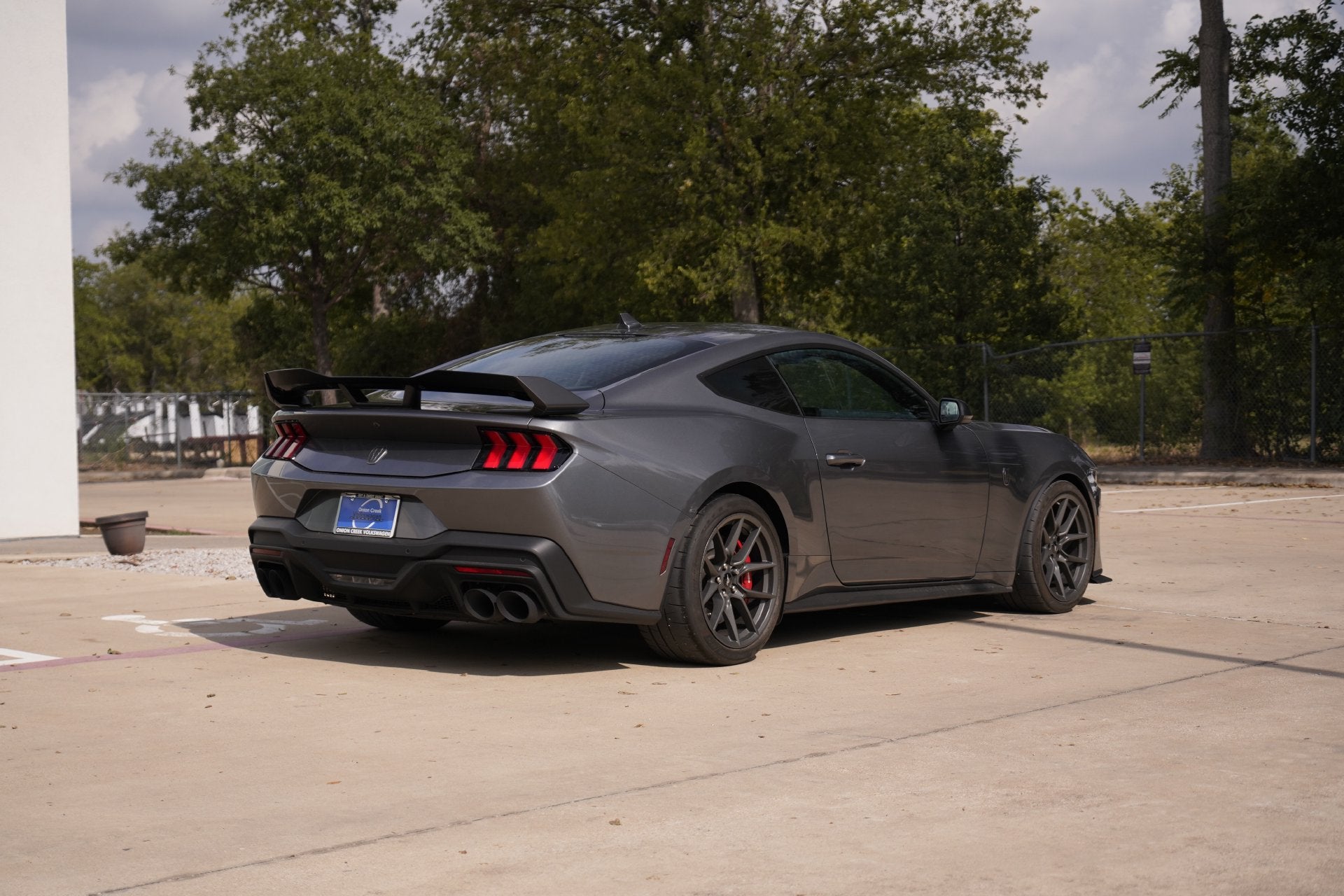 2025 Ford Mustang Dark Horse