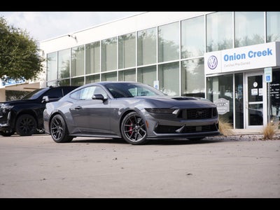 2025 Ford Mustang Dark Horse