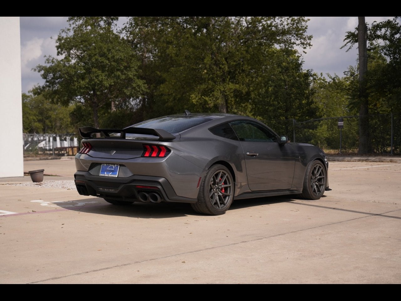 2025 Ford Mustang Dark Horse