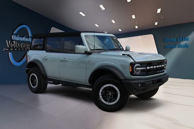 2023 Ford Bronco Base