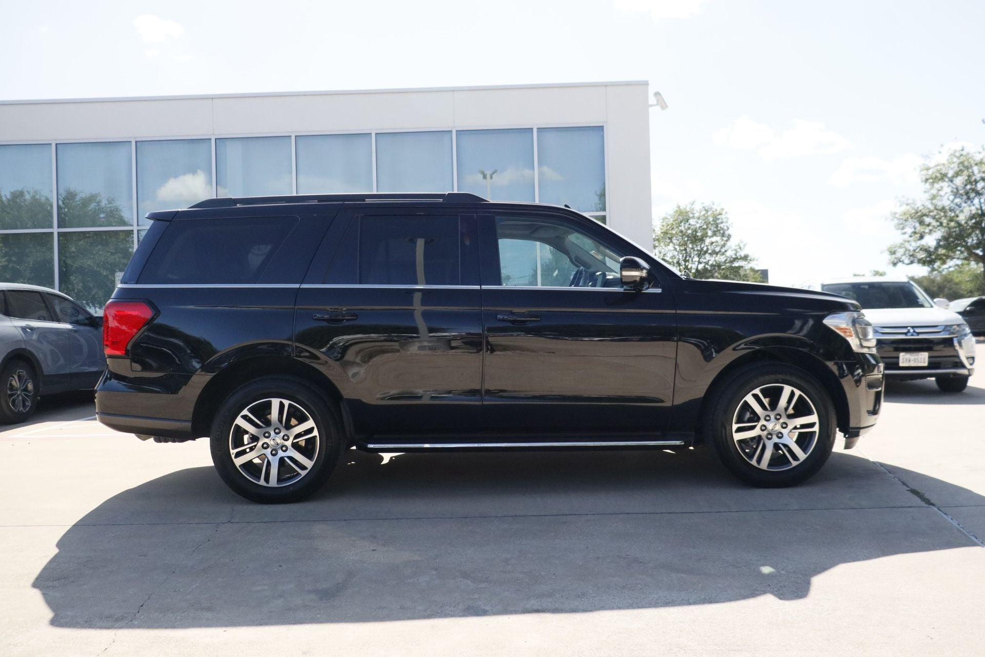 2023 Ford Expedition XLT