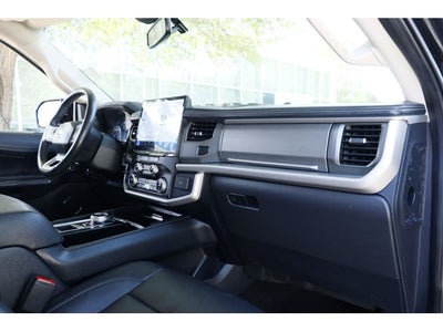 2023 Ford Expedition XLT