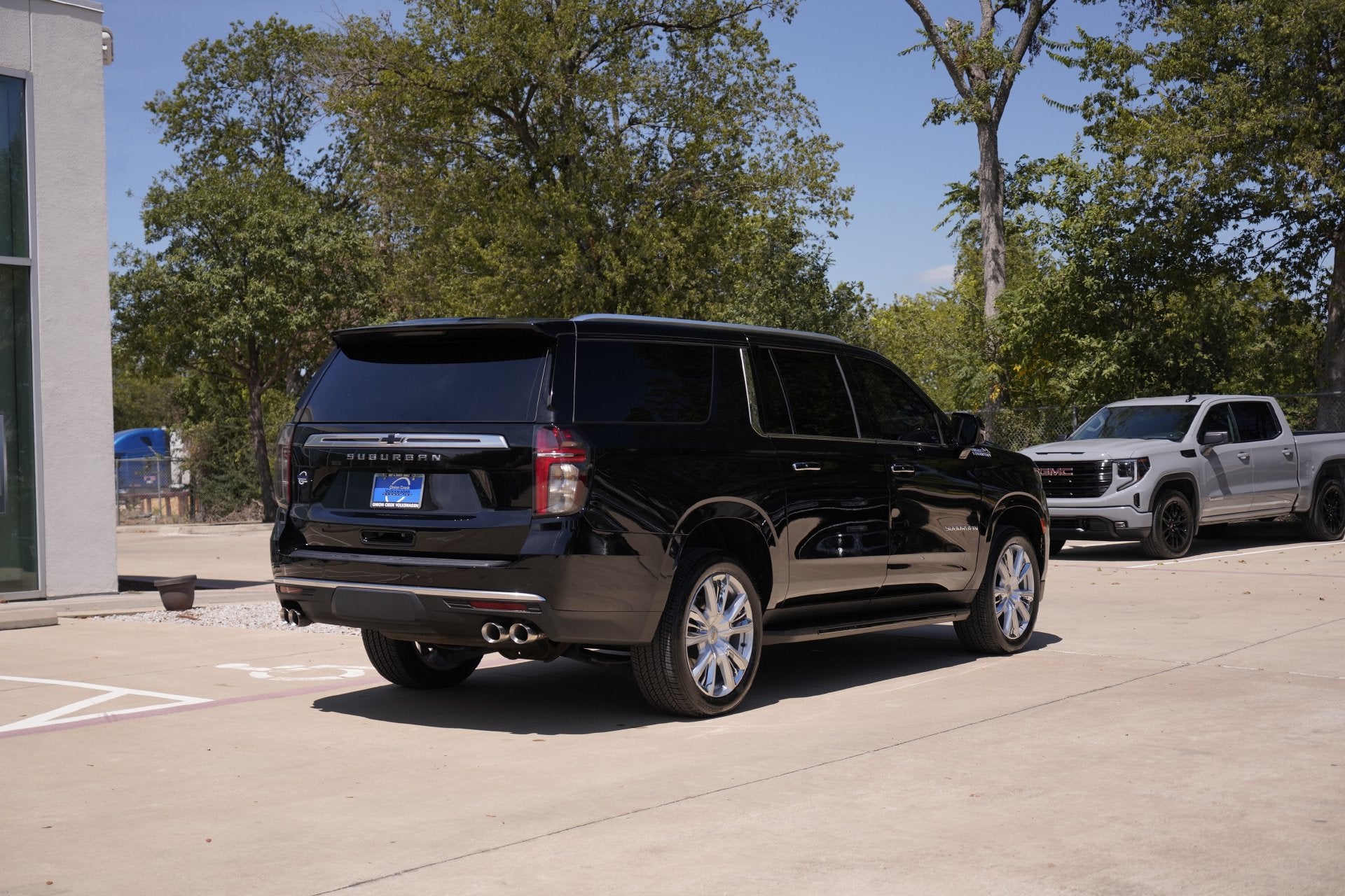 2024 Chevrolet Suburban High Country