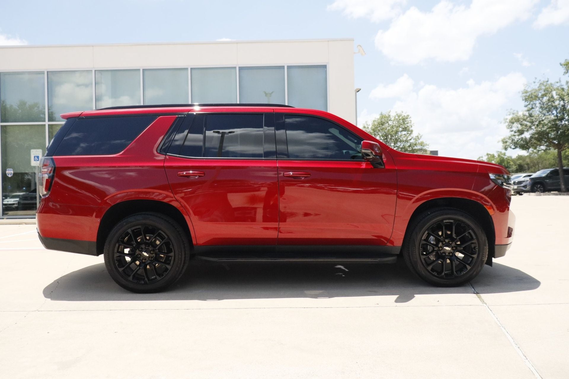 2022 Chevrolet Tahoe RST