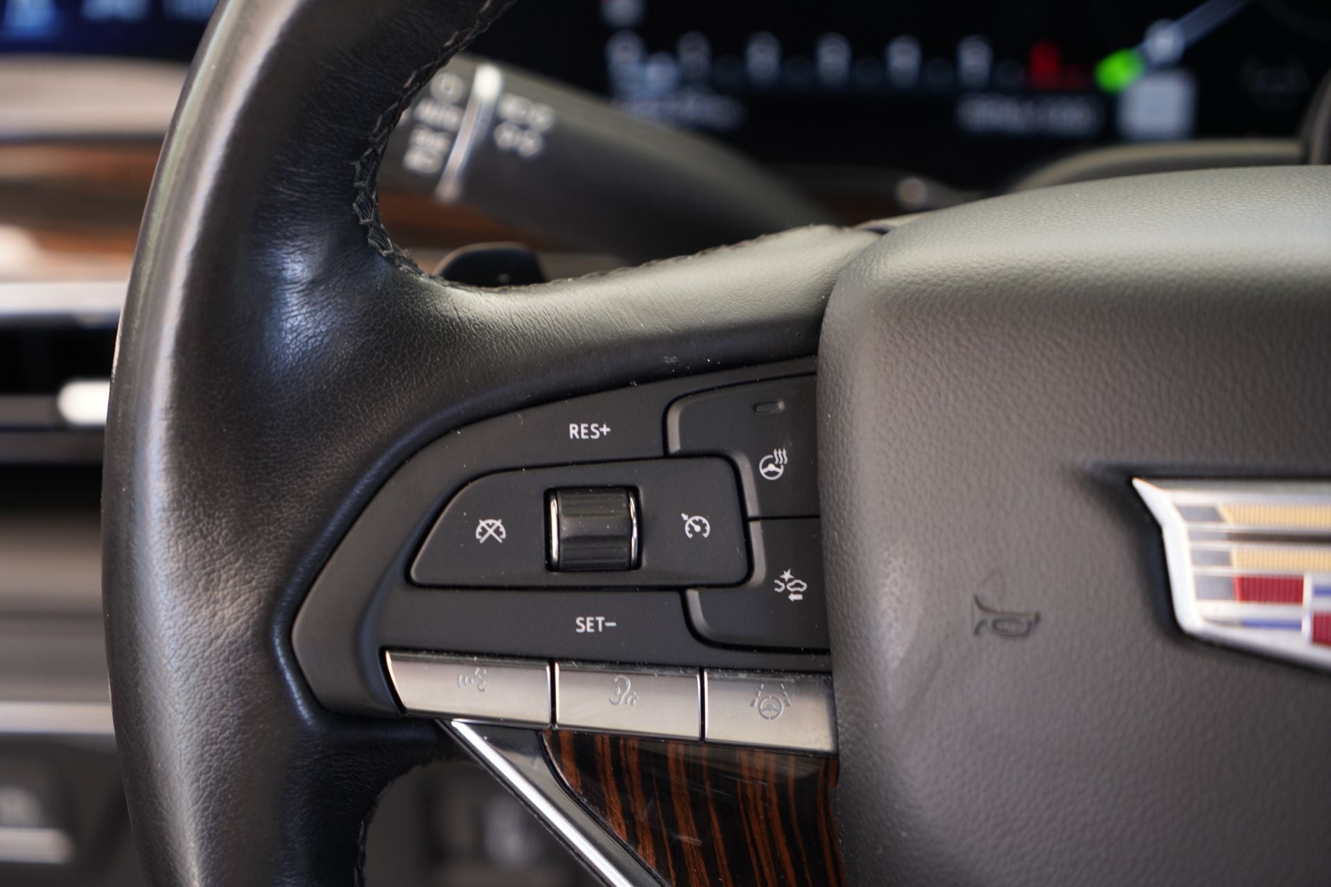 2022 Cadillac Escalade Premium Luxury