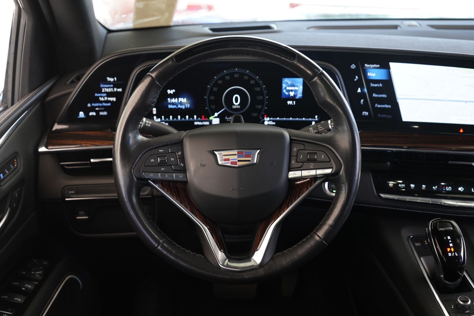 2022 Cadillac Escalade Premium Luxury