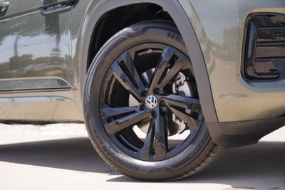 2026 Volkswagen Atlas Cross Sport 2.0T SEL R-Line Black 4MOTION