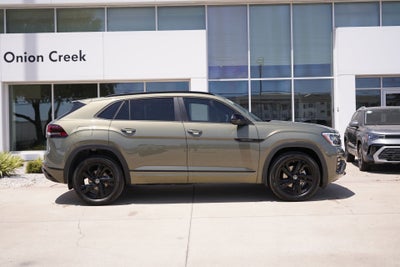 2026 Volkswagen Atlas Cross Sport 2.0T SEL R-Line Black 4MOTION