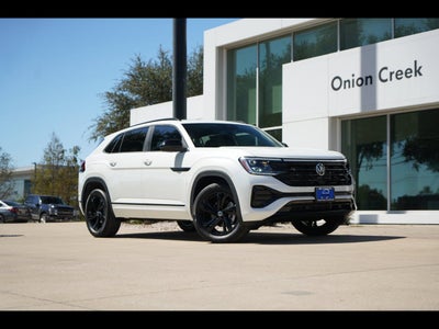 2026 Volkswagen Atlas Cross Sport 2.0T SEL R-Line Black