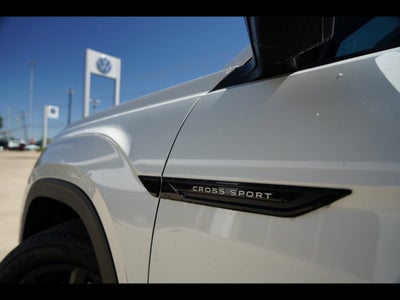 2026 Volkswagen Atlas Cross Sport 2.0T SEL R-Line Black