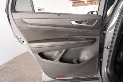 2026 Volkswagen Atlas Cross Sport SEL R-Line Black