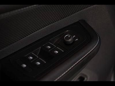 2026 Volkswagen Atlas Cross Sport SEL R-Line Black