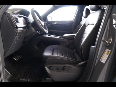 2026 Volkswagen Atlas Cross Sport SEL R-Line Black