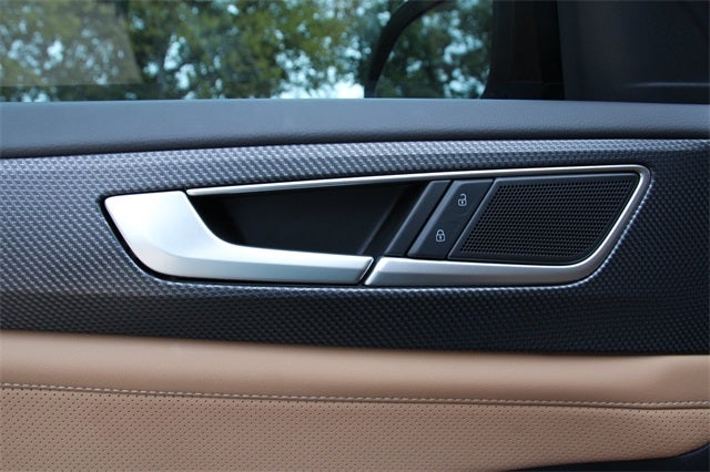 2025 Volkswagen Atlas Cross Sport 2.0T SEL R-Line Black