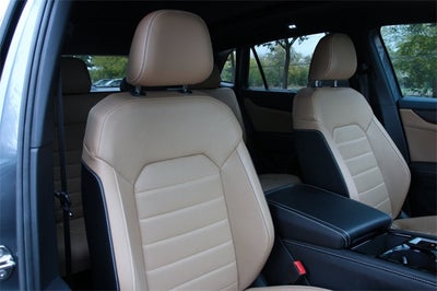 2025 Volkswagen Atlas Cross Sport 2.0T SEL R-Line Black