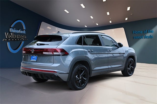 2025 Volkswagen Atlas Cross Sport 2.0T SEL R-Line Black