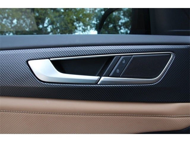 2025 Volkswagen Atlas Cross Sport 2.0T SEL R-Line Black