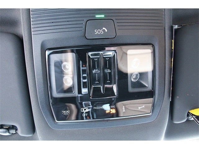 2025 Volkswagen Atlas Cross Sport 2.0T SEL R-Line Black