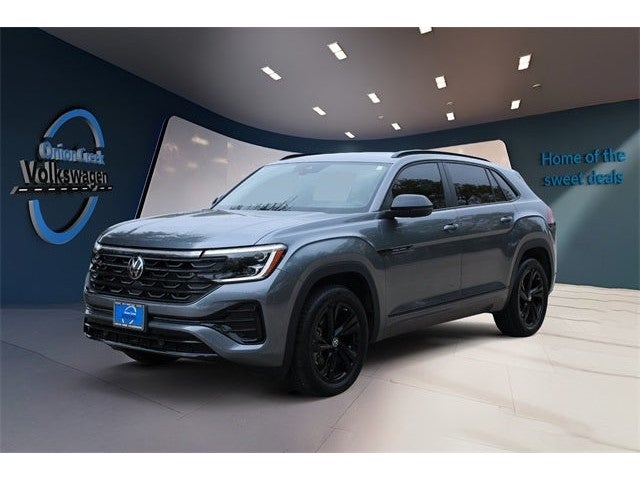 2025 Volkswagen Atlas Cross Sport 2.0T SEL R-Line Black