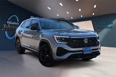 2025 Volkswagen Atlas Cross Sport 2.0T SEL R-Line Black