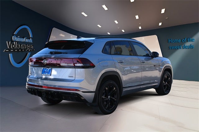 2025 Volkswagen Atlas Cross Sport 2.0T SEL R-Line Black