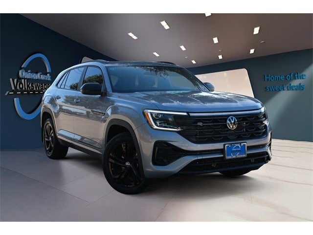 2025 Volkswagen Atlas Cross Sport 2.0T SEL R-Line Black