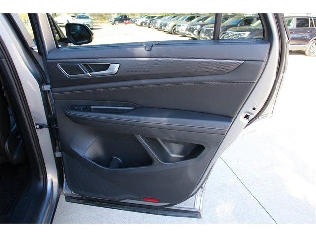 2025 Volkswagen Atlas Cross Sport 2.0T SEL R-Line Black