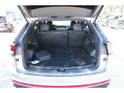 2025 Volkswagen Atlas Cross Sport 2.0T SEL R-Line Black