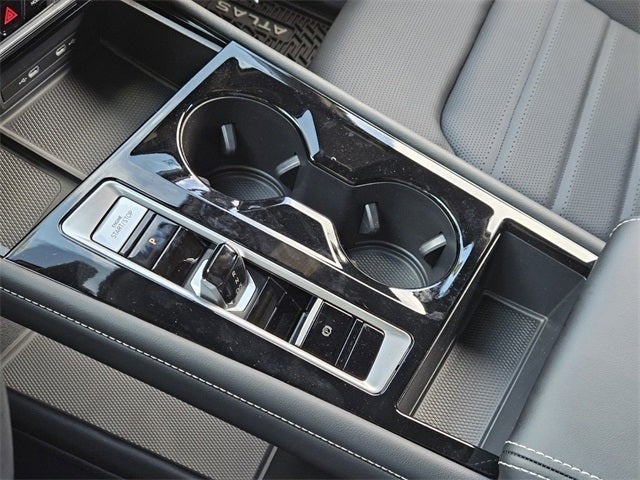 2024 Volkswagen Atlas Cross Sport 2.0T SEL