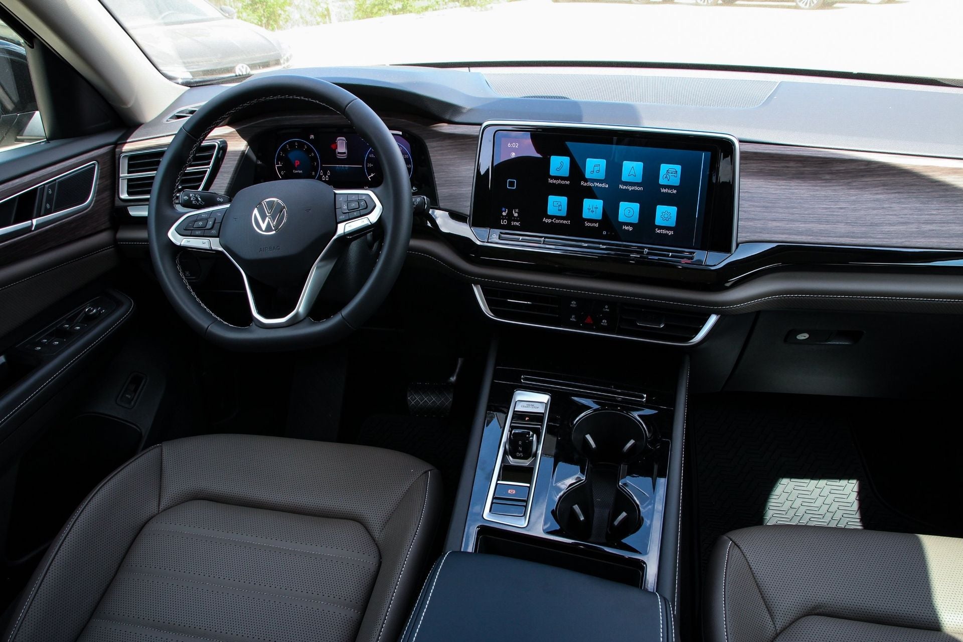 2026 Volkswagen Atlas 2.0T SEL