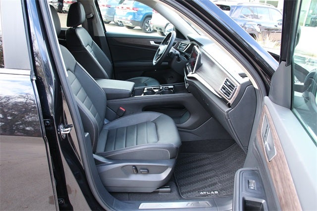 2025 Volkswagen Atlas 2.0T SEL