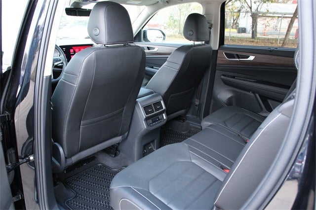 2025 Volkswagen Atlas 2.0T SEL