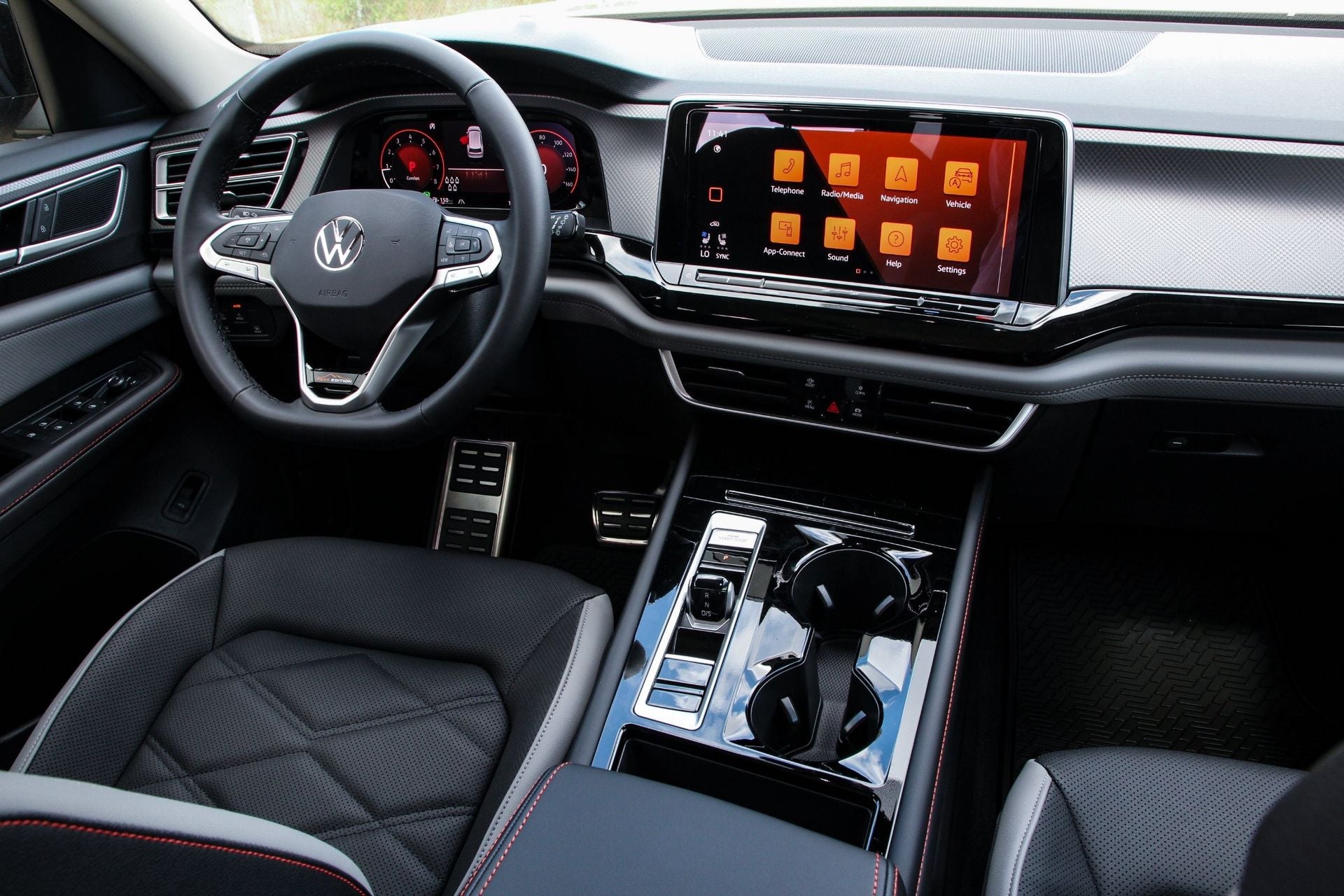 2026 Volkswagen Atlas 2.0T Peak Edition