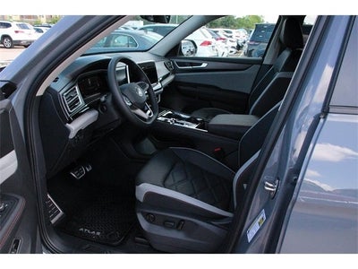 2025 Volkswagen Atlas 2.0T Peak Edition