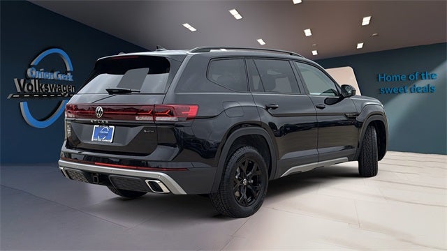 2025 Volkswagen Atlas 2.0T Peak Edition