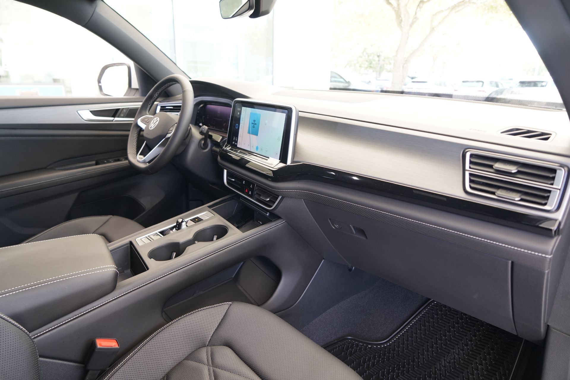 2026 Volkswagen Atlas Cross Sport 2.0T SE