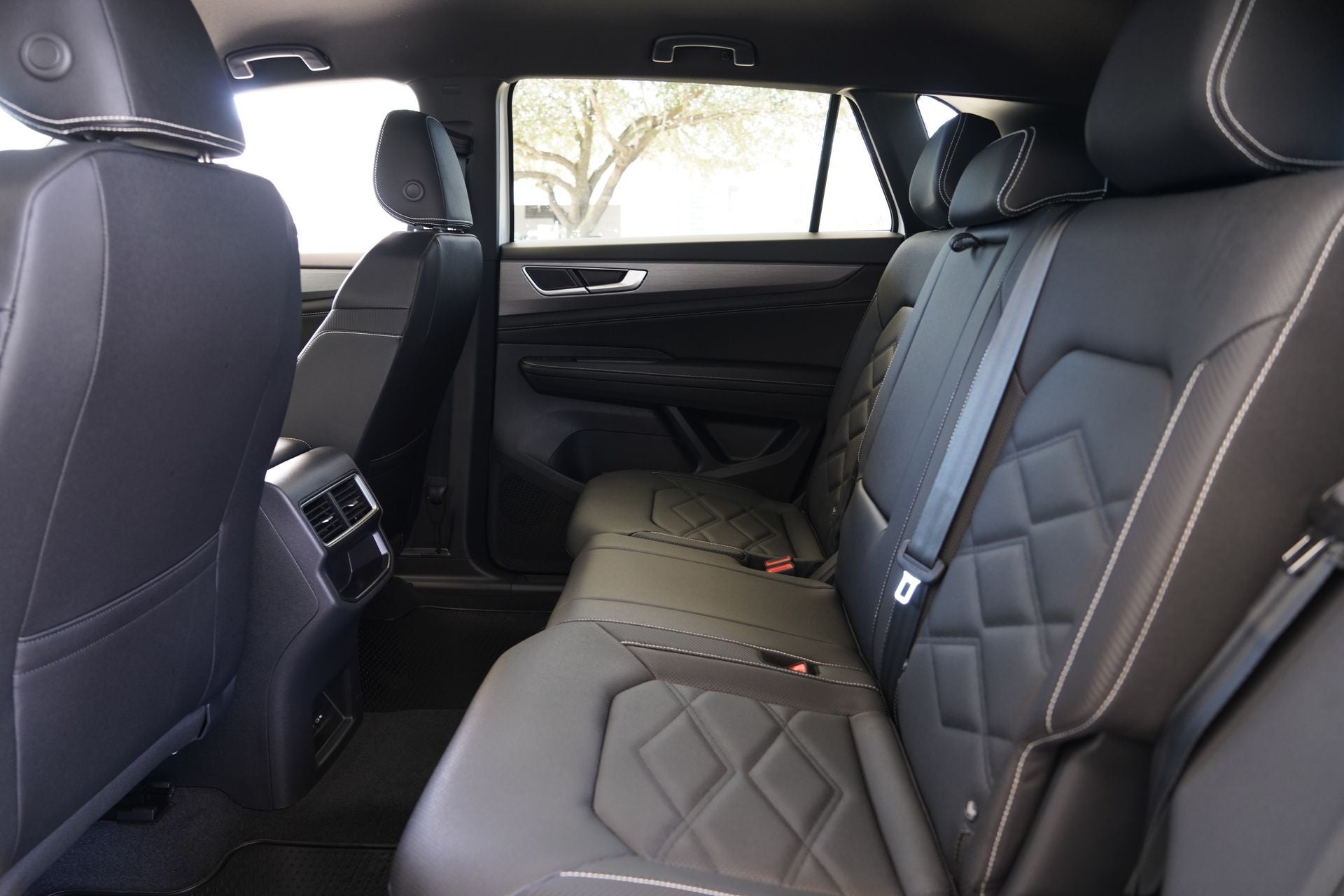 2026 Volkswagen Atlas Cross Sport 2.0T SE