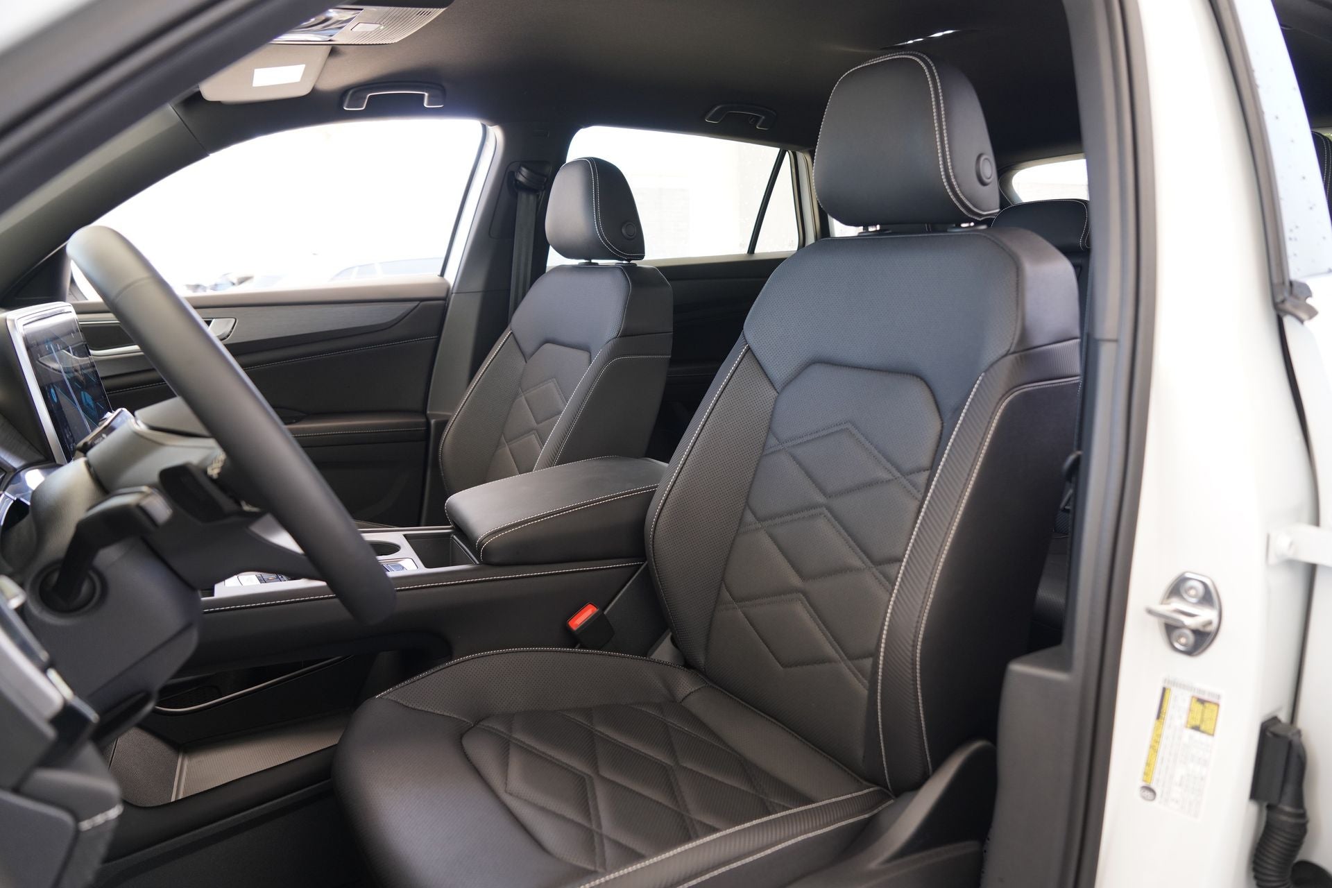 2026 Volkswagen Atlas Cross Sport 2.0T SE