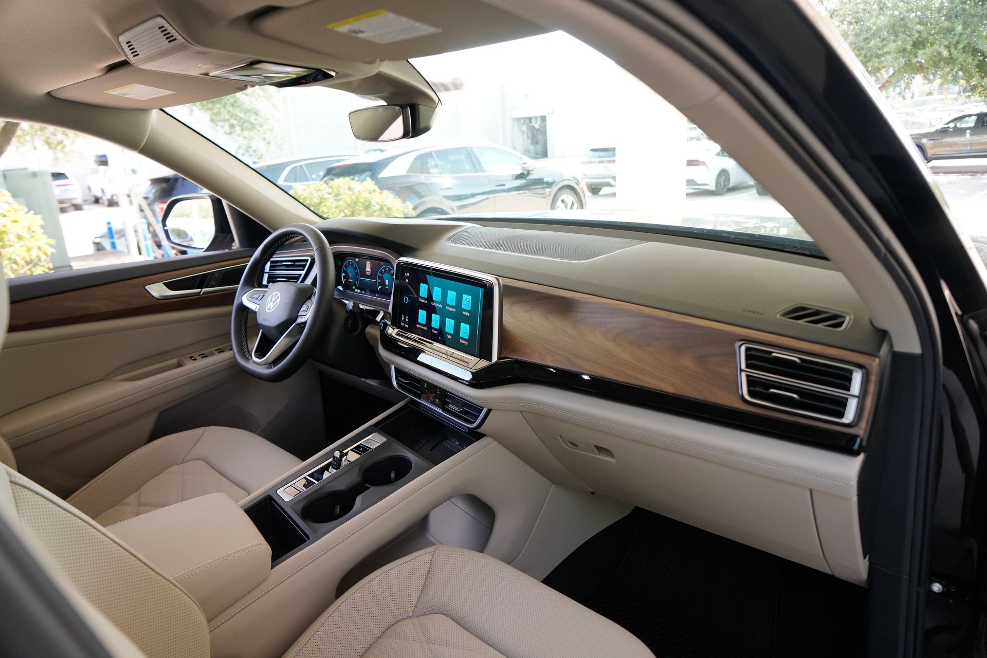 2026 Volkswagen Atlas 2.0T SE