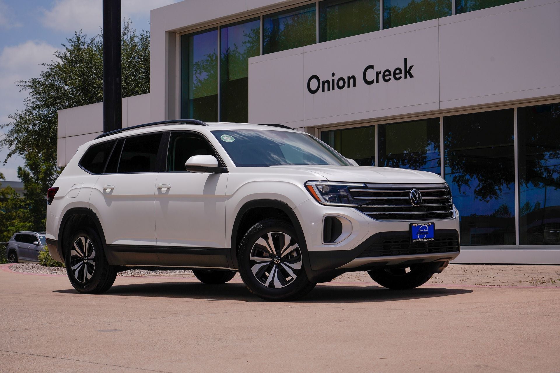 2026 Volkswagen Atlas 2.0T SE