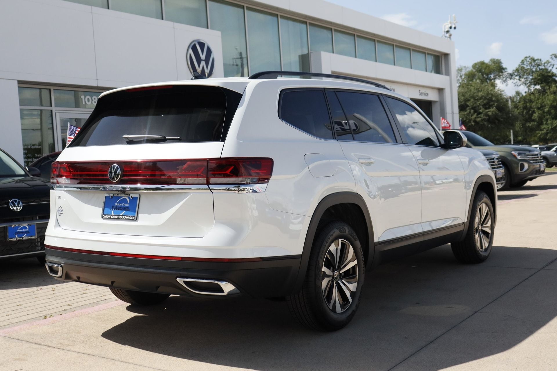 2026 Volkswagen Atlas 2.0T SE