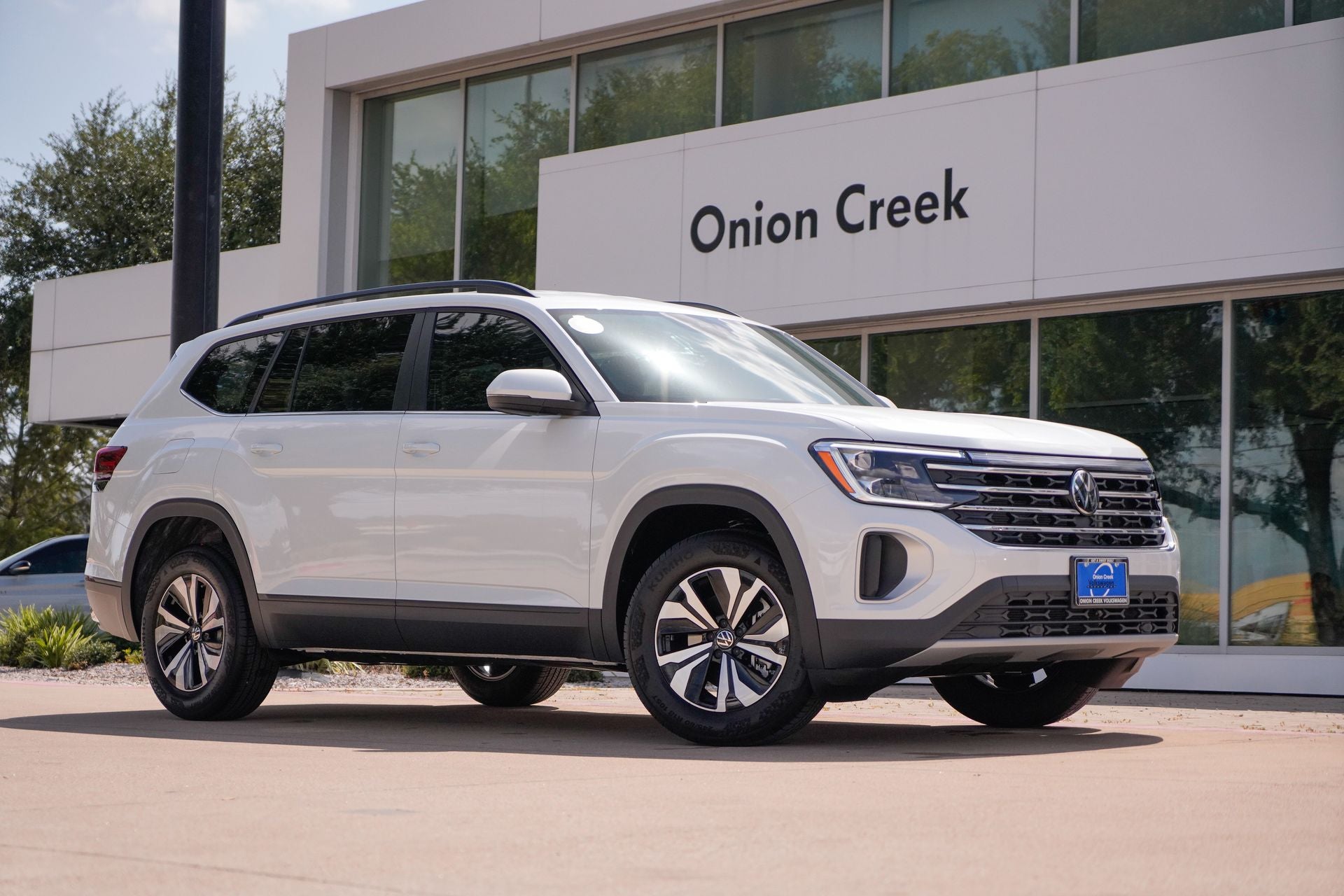 2026 Volkswagen Atlas 2.0T SE