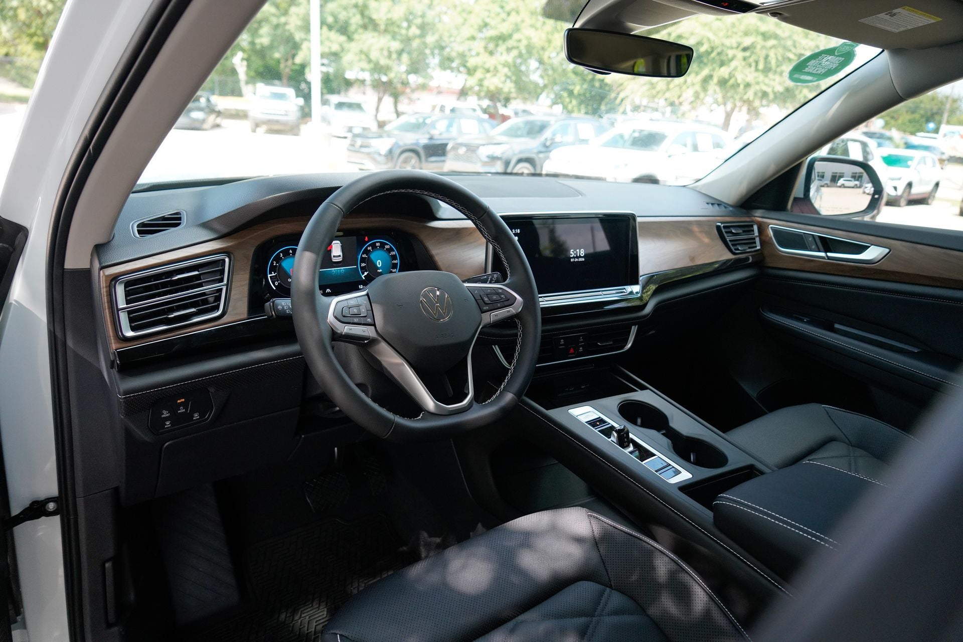 2026 Volkswagen Atlas 2.0T SE