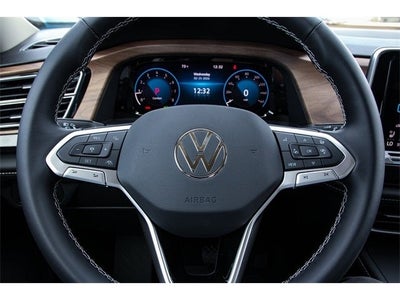 2026 Volkswagen Atlas 2.0T SE