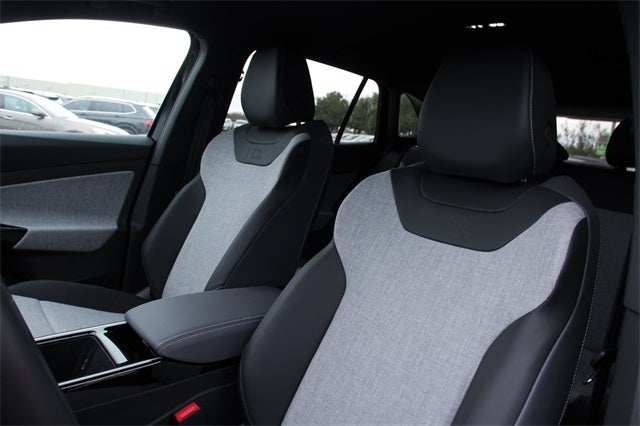 2025 Volkswagen ID.4 Pro