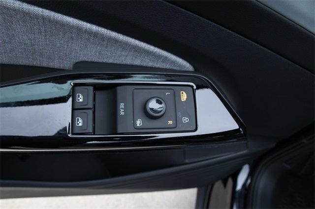 2025 Volkswagen ID.4 Pro