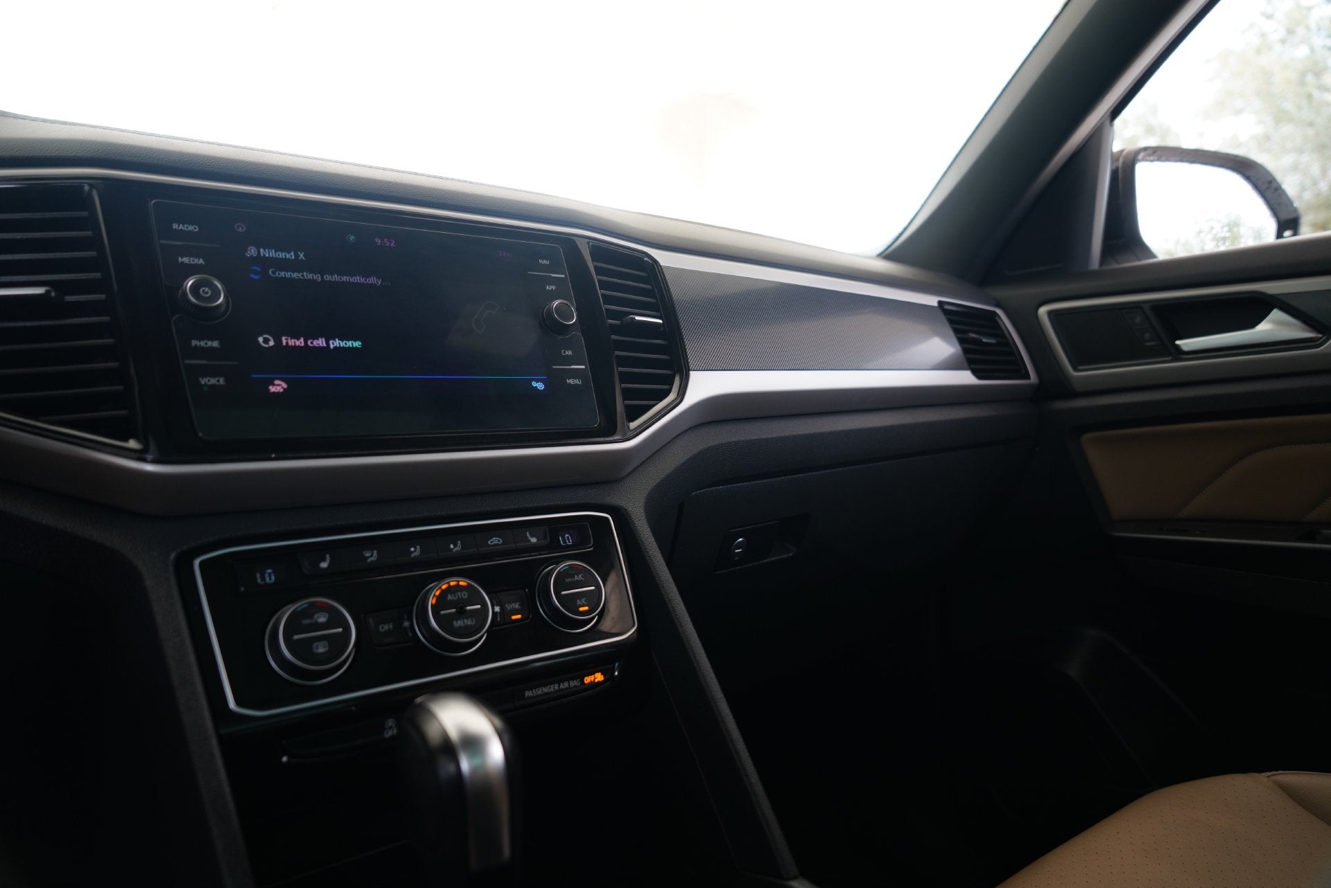 2020 Volkswagen Atlas Cross Sport 2.0T SEL
