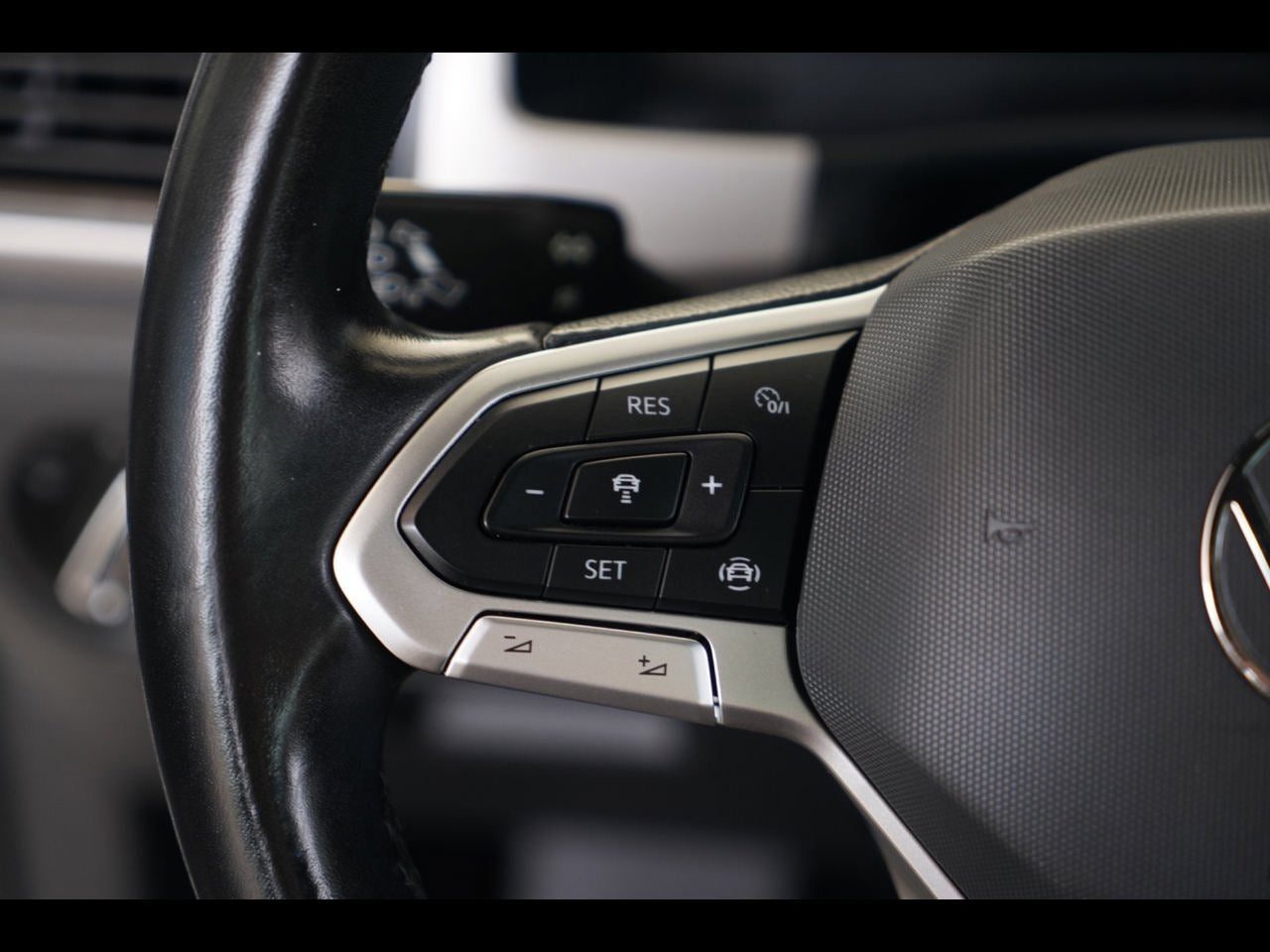 2020 Volkswagen Atlas Cross Sport 2.0T SEL