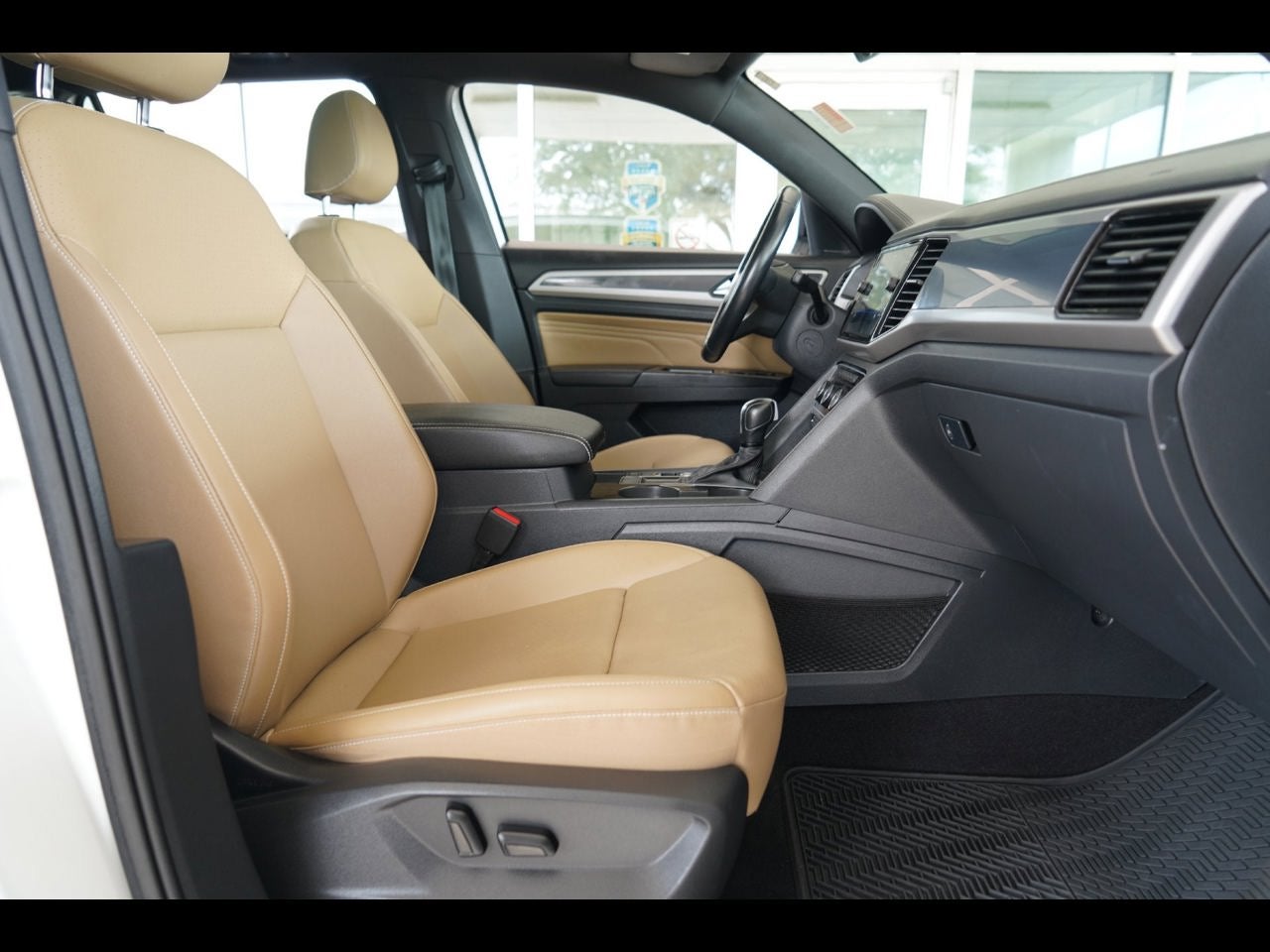 2020 Volkswagen Atlas Cross Sport 2.0T SEL